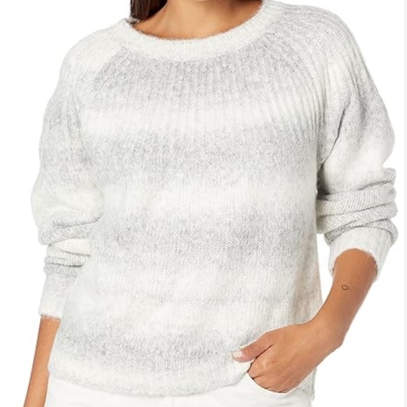 DKNY SWEATER CREW NECK WOMEN  BUBBLE SLEEVES COZY TWO GRAYS TONE COLOR SIZE XS - Picture 3 of 10